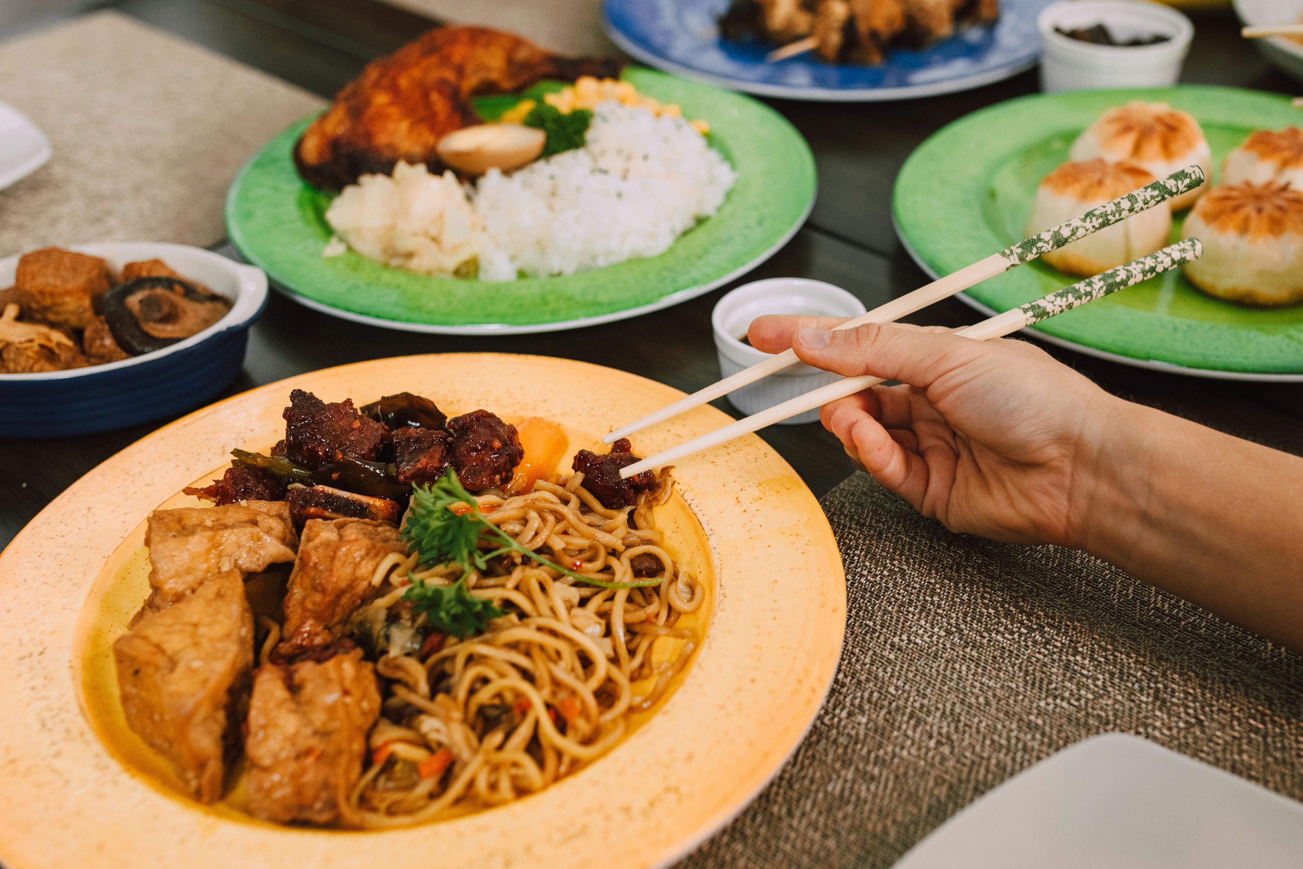 A New Wave of Flavor: Asian H Express Brings Quick & Authentic Hmong Comfort Food to Milwaukees Northwest Side
